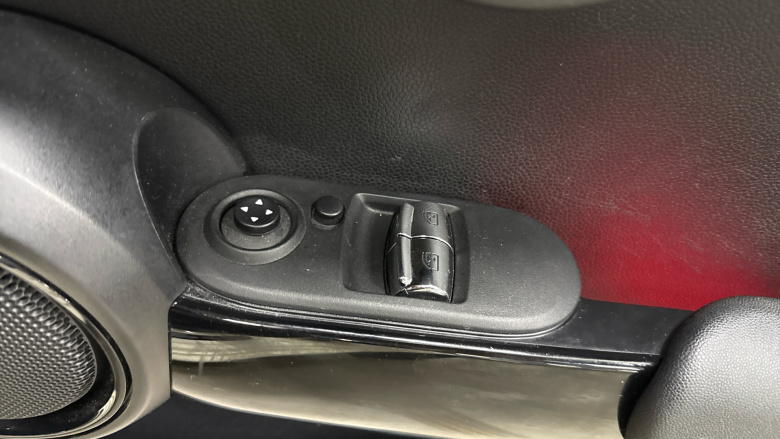 MINI Hatchback 2.0 Cooper S Sport II 3dr Petrol Hatchback